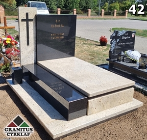 42 Nagrobki nowoczesne